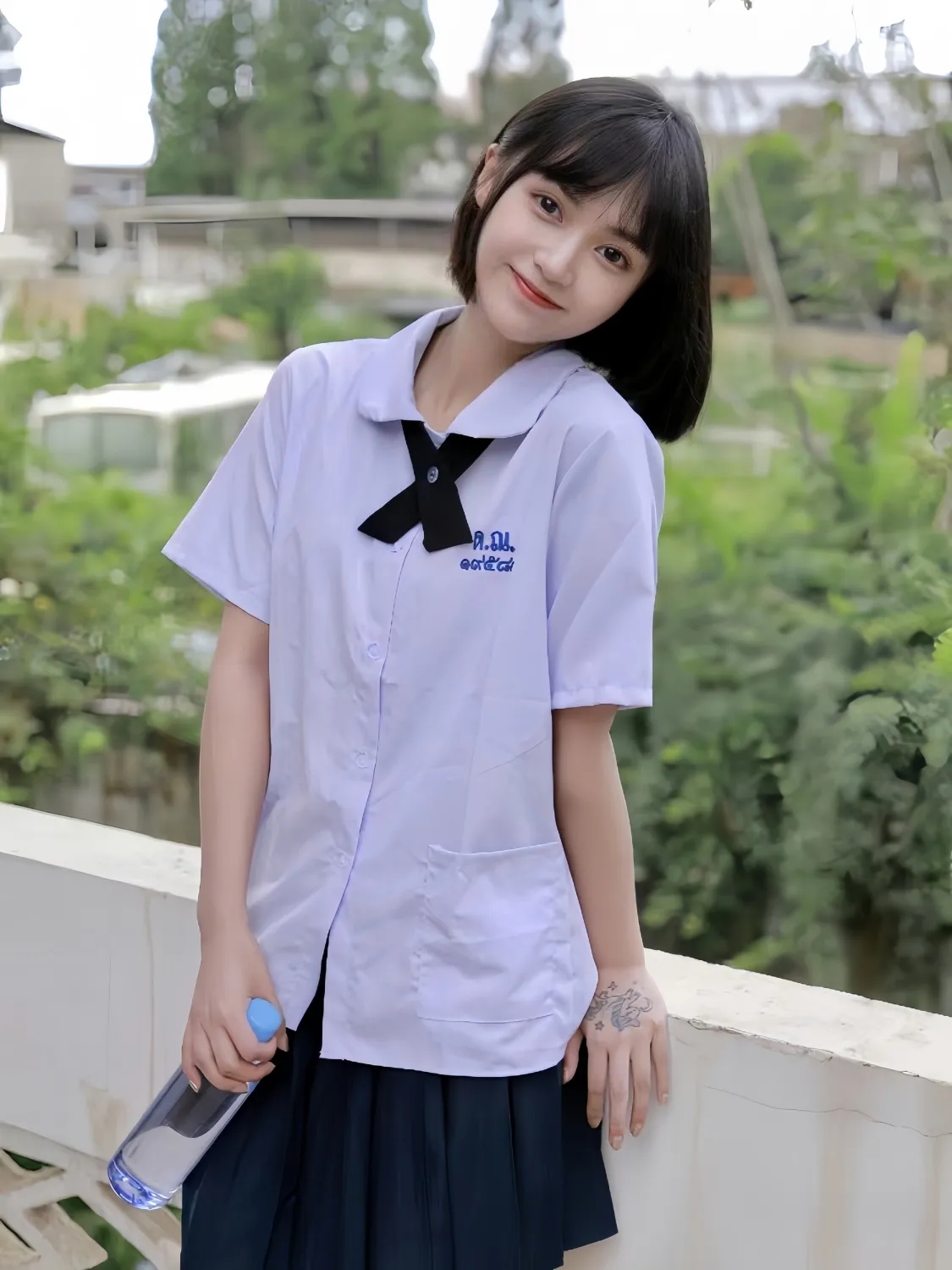 泰国校服学院风初高中学生班服jk衬衫女短袖新款独特漂亮的衬衣 