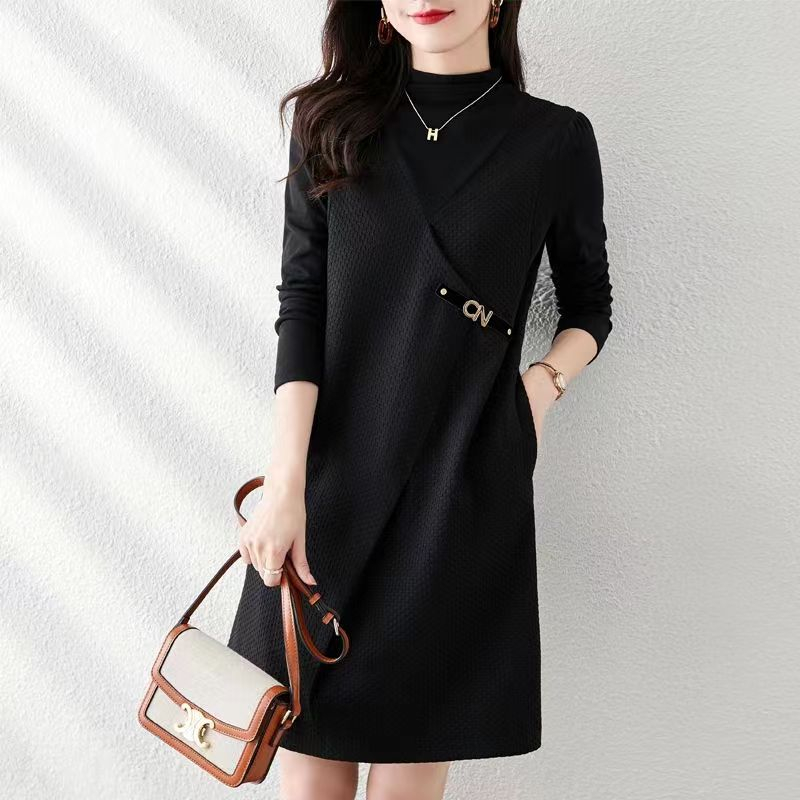 Autumn and winter new style small fragrance style high-end bottoming with coat French fake two-piece dress for women