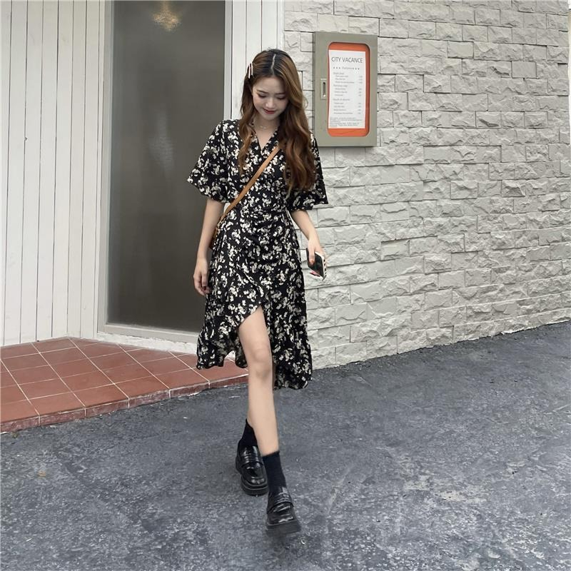 Floral dress mid-length women's 2024 new summer waist slimming design irregular short-sleeved skirt