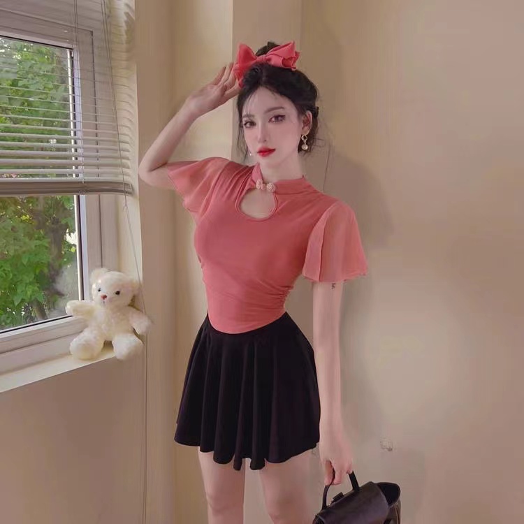 Designed irregular chiffon retro buttoned short-sleeved top + high-waisted half-length A-line skirt two-piece fashion suit