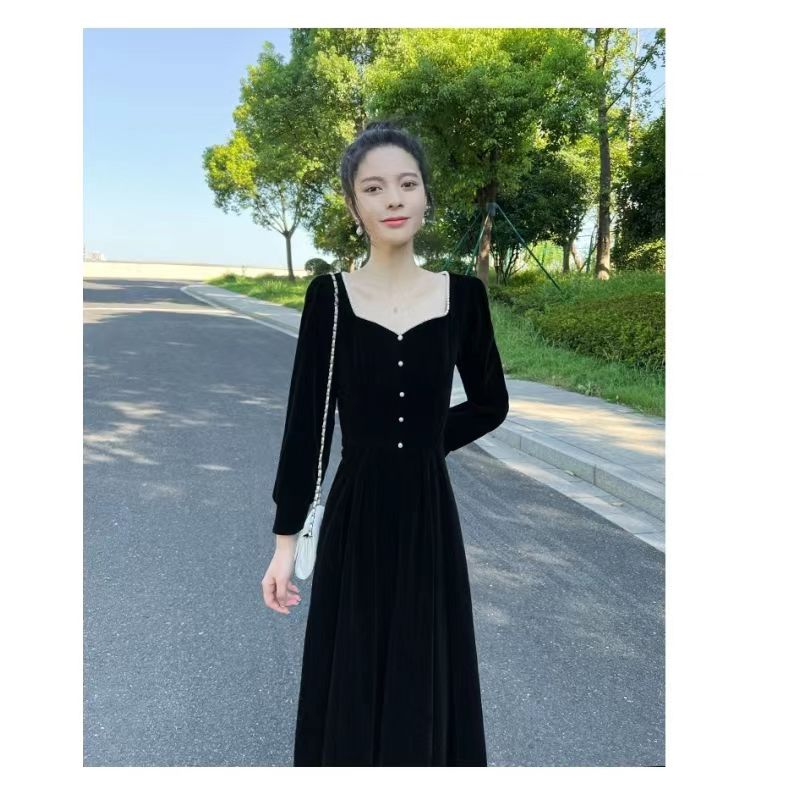 French Elegant Autumn and Winter Gold Velvet Dress for Women Hepburn Waist Slimming Gentle Style Retro Dress Long Skirt