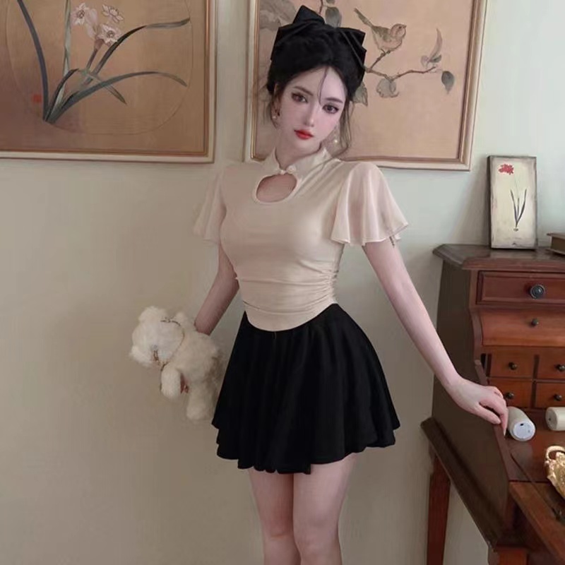 Designed irregular chiffon retro buttoned short-sleeved top + high-waisted half-length A-line skirt two-piece fashion suit