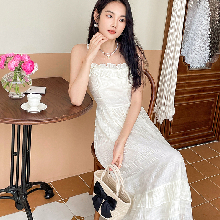 2024 new summer style temperament suspender waist waist seaside vacation gentle style long skirt