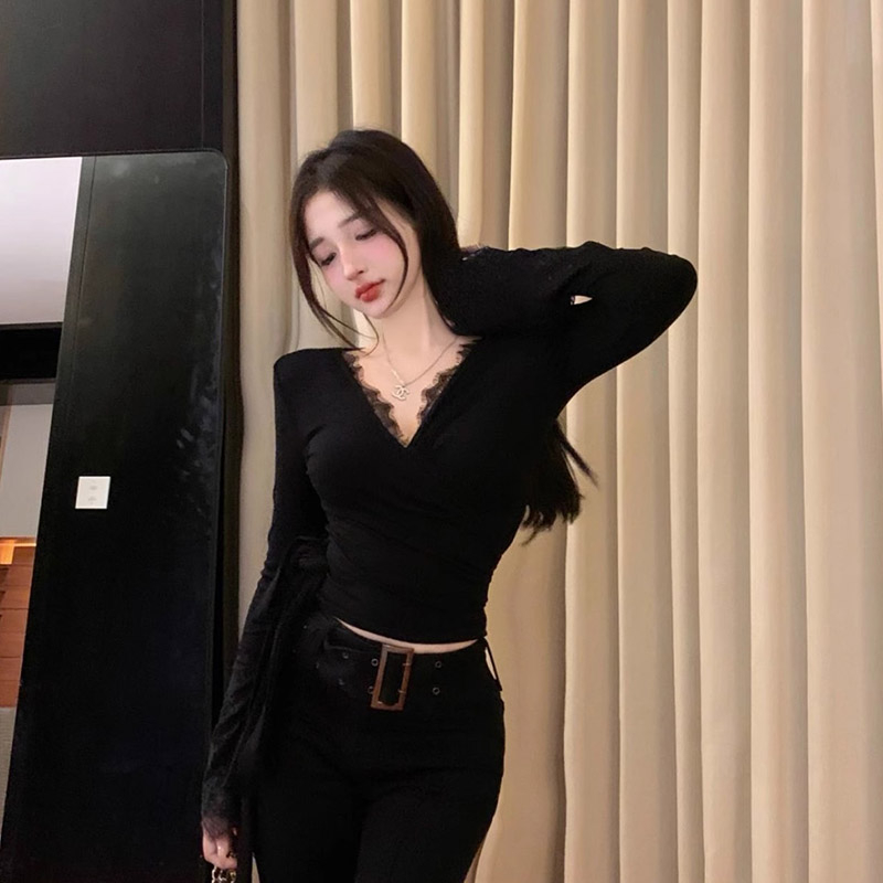 Lace splicing strap long-sleeved T-shirt women's spring and autumn sexy bottoming shirt pure desire short inner top