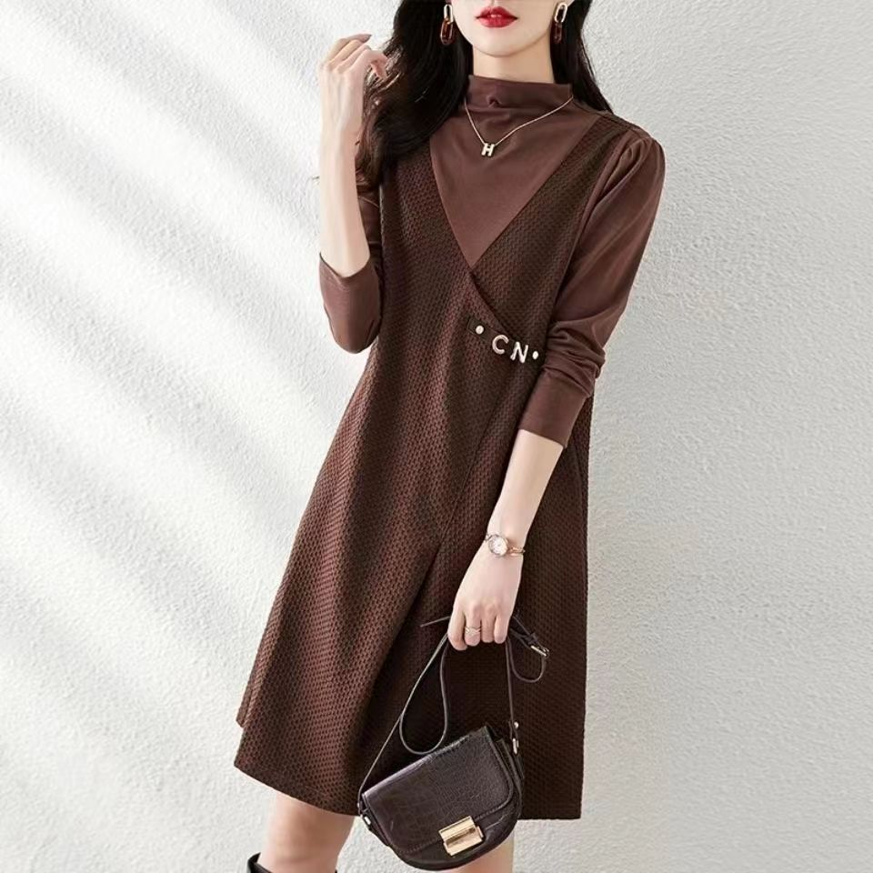 Autumn and winter new style small fragrance style high-end bottoming with coat French fake two-piece dress for women