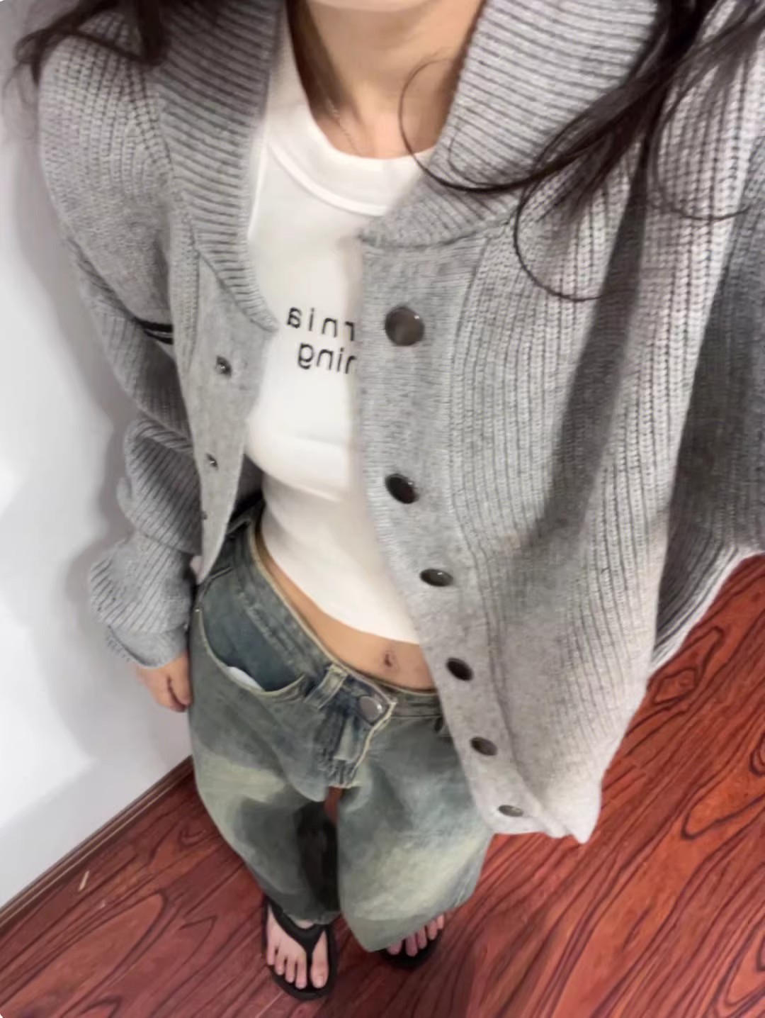 College style short gray sweater design niche women's autumn and winter lazy retro knitted cardigan jacket