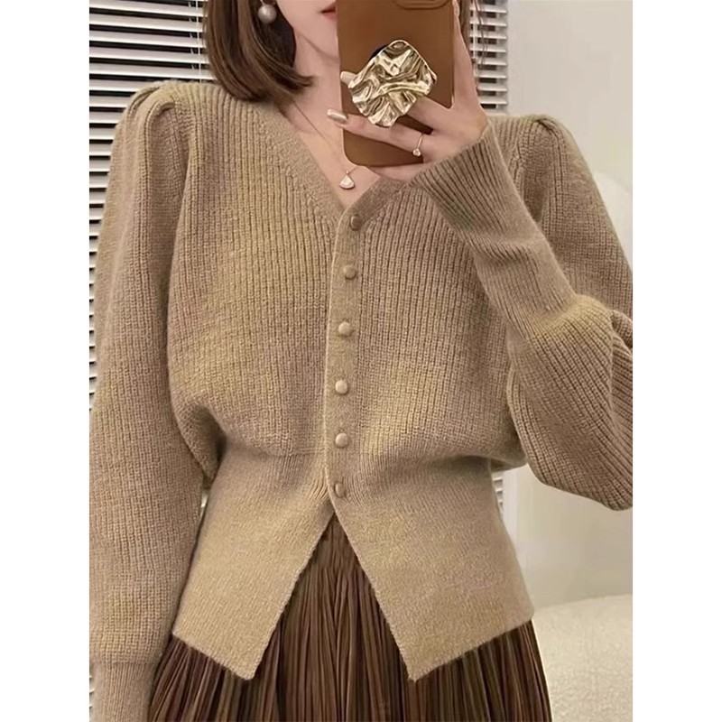 Lazy style sweater jacket for women autumn and winter  new knitted cardigan for small people, high-end and super good-looking