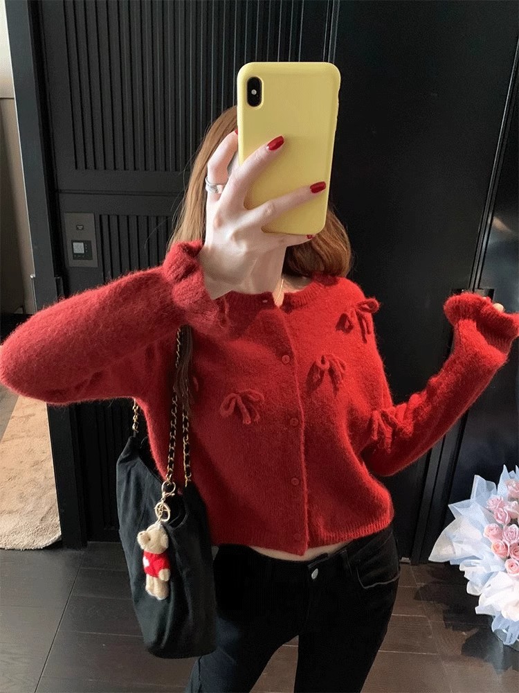 A limited romance!  Fluffy three-dimensional bow sweater jacket for women winter round neck knitted cardigan top