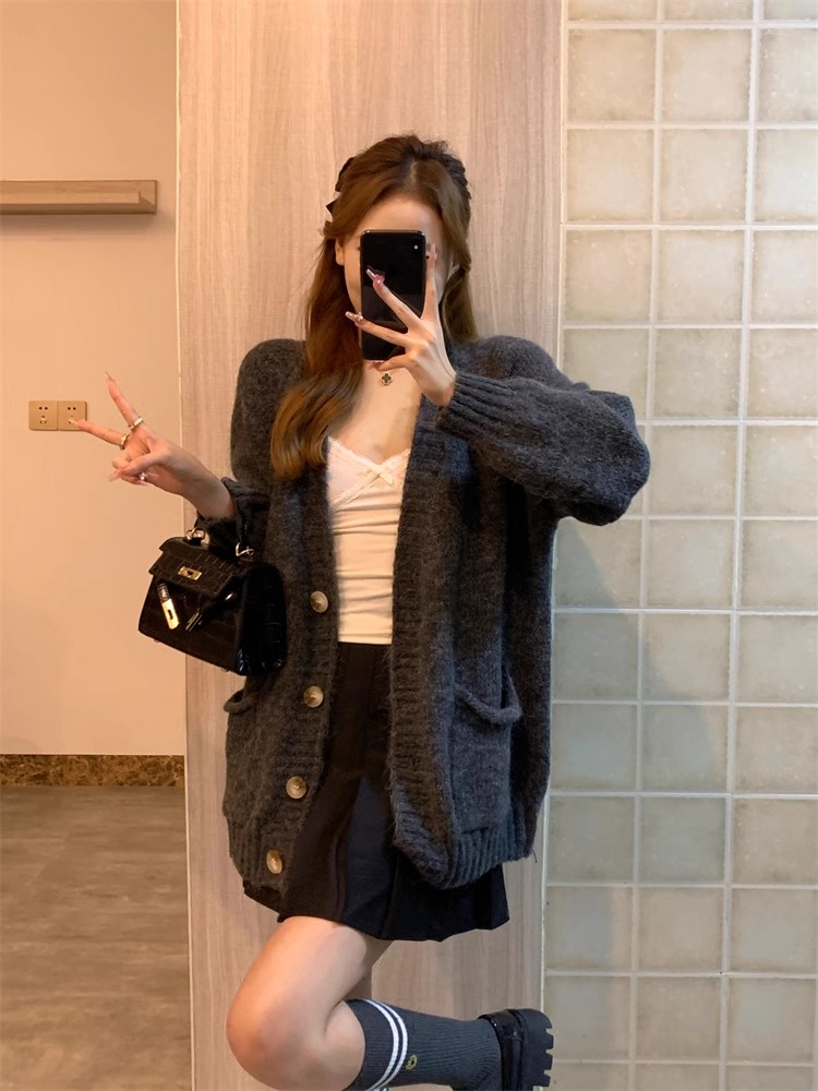 Korean heavy industry gray sweater cardigan jacket for women V-neck loose lazy style soft waxy thickened versatile autumn and winter outer wear