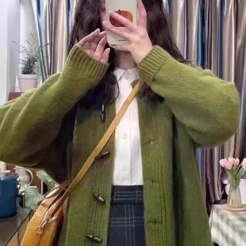 Retro petite moss green retro horn button sweater cardigan coat loose lazy style versatile top for women