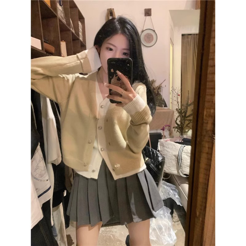 Fake two-piece knitted cardigan jacket for women French style gentle sweater Korean style chic chic foreign style beautiful top