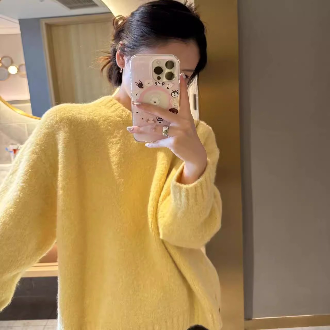 Yellow soft waxy round neck sweater for women in autumn and winter new style loose lazy style pullover long-sleeved wool sweater inner top