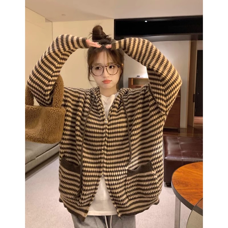 Autumn and winter Korean version  new fashion casual loose versatile hooded zipper contrast striped long-sleeved sweater for women