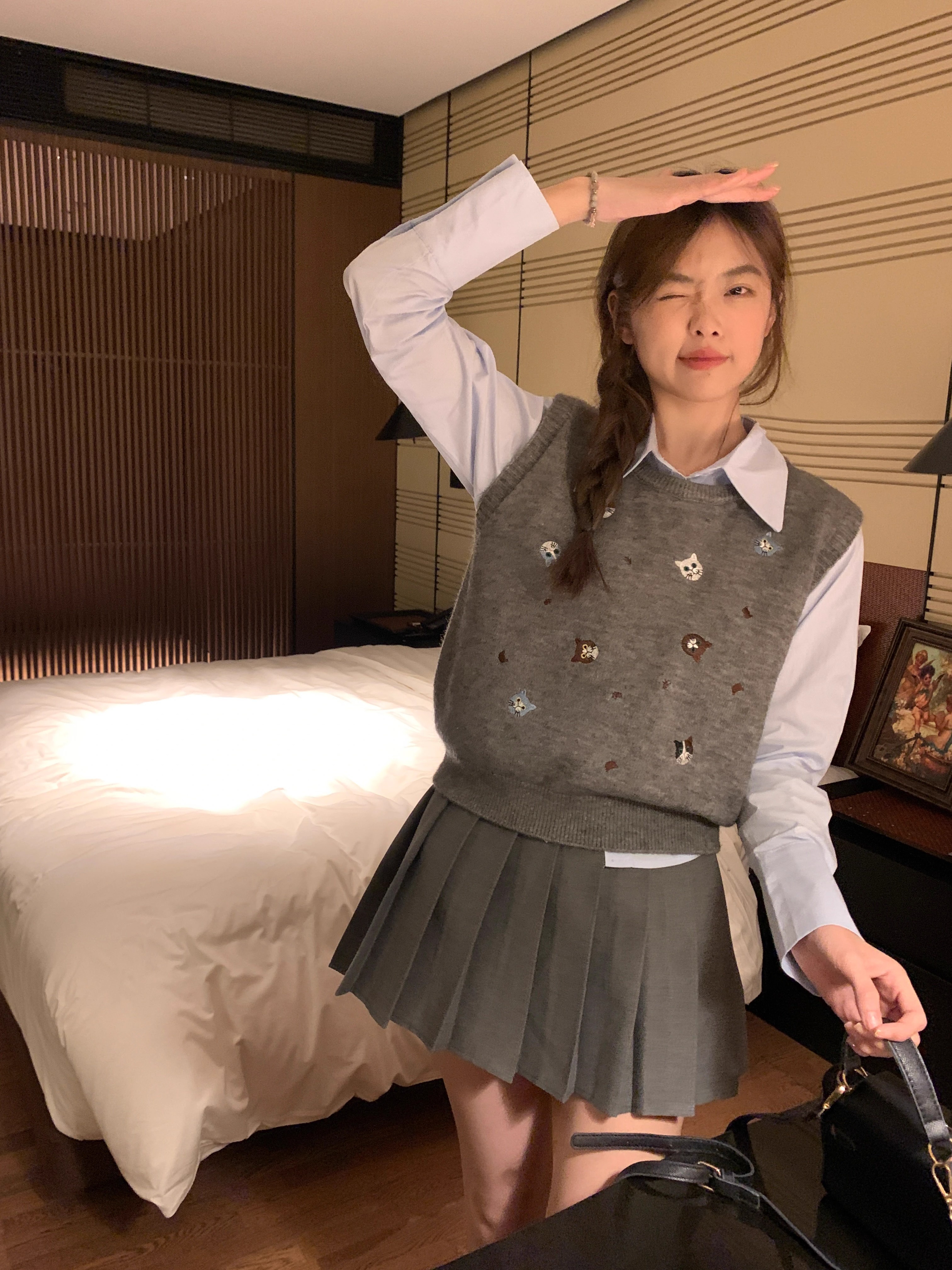 College Style Embroidered Knitted Vest Layer Shirt 2024 Spring Women's Pleated Skirt Two-piece Set