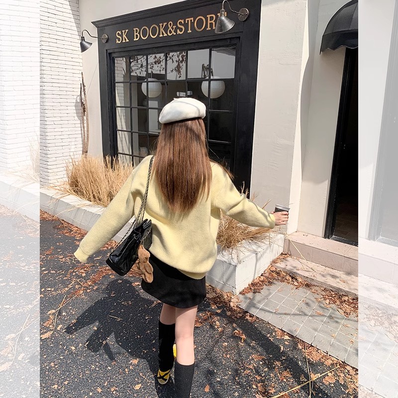 Zeng Xiaoxian Round Neck Cat Yellow Sweater Women's  Autumn and Winter New Korean Style Arctic Velvet Long Sleeve Tops