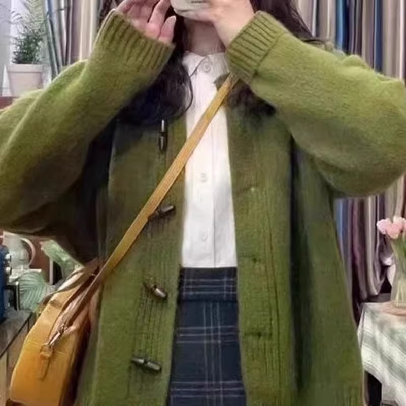 Retro petite moss green retro horn button sweater cardigan coat loose lazy style versatile top for women