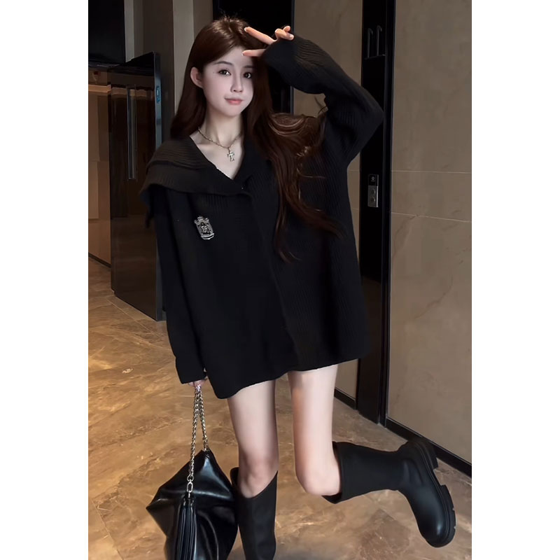 College style black lapel sweater jacket for women 2024 autumn and winter new style lazy style thickened mid-length knitted cardigan