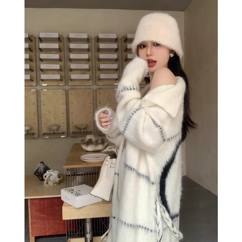 Korean sweater jacket for women with lapel, ladylike style, royal sister style, high-end oversize thickened knitted cardigan