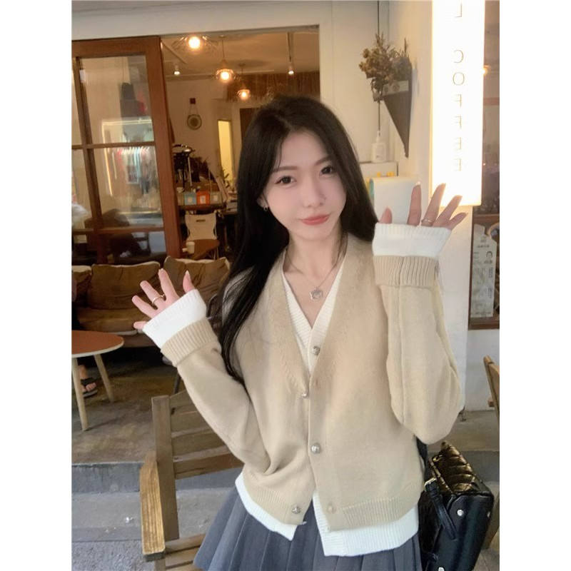 Fake two-piece knitted cardigan jacket for women French style gentle sweater Korean style chic chic foreign style beautiful top