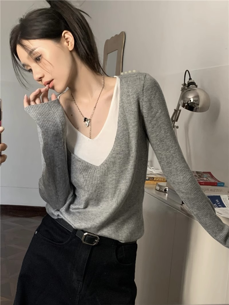 PPHOME Miss Nuofu~V-neck long-sleeved sweater women's niche autumn double-layer collar design bottoming shirt top