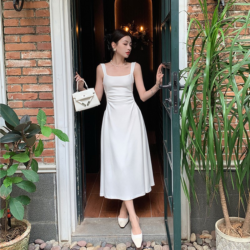 French suspender dress 2024 new women's style gentle and chic temperament waist-cinching niche A-line first love small white dress