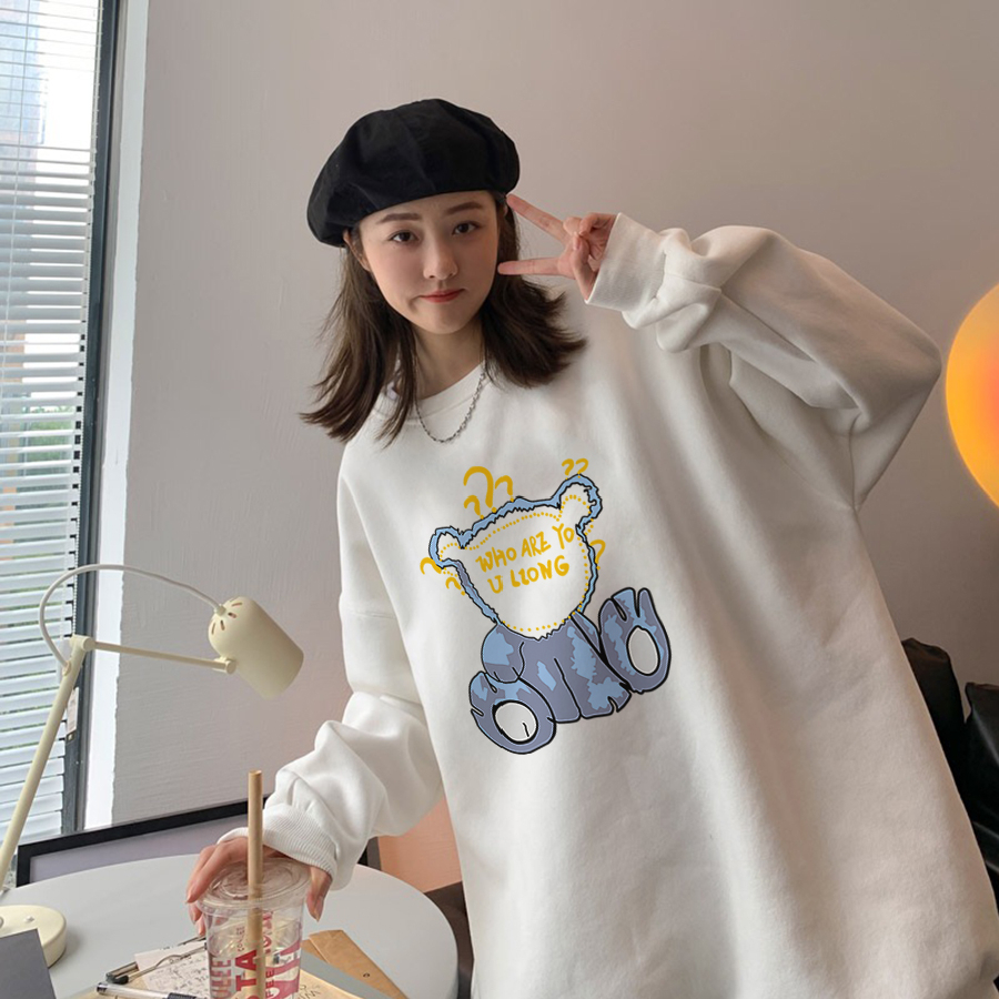 Autumn and winter round neck Plush sweater loose Korean top female student Harajuku style foreign style versatile round neck Pullover