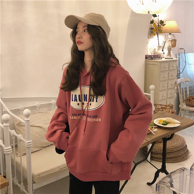 Women's sweater loose Korean autumn and winter versatile coat with plush and thickened clothes in spring and Autumn