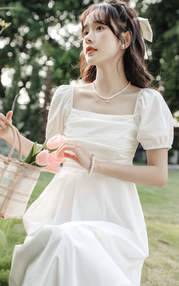 法式白色连衣裙女夏季2024款穿搭小礼服裙子小个子甜美可爱仙女裙