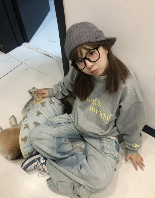 [Tmall/Quality/Thin Style] Heavy Chinese Cotton/Silver Fox Velvet my dog ​​letter printed round neck sweatshirt for women