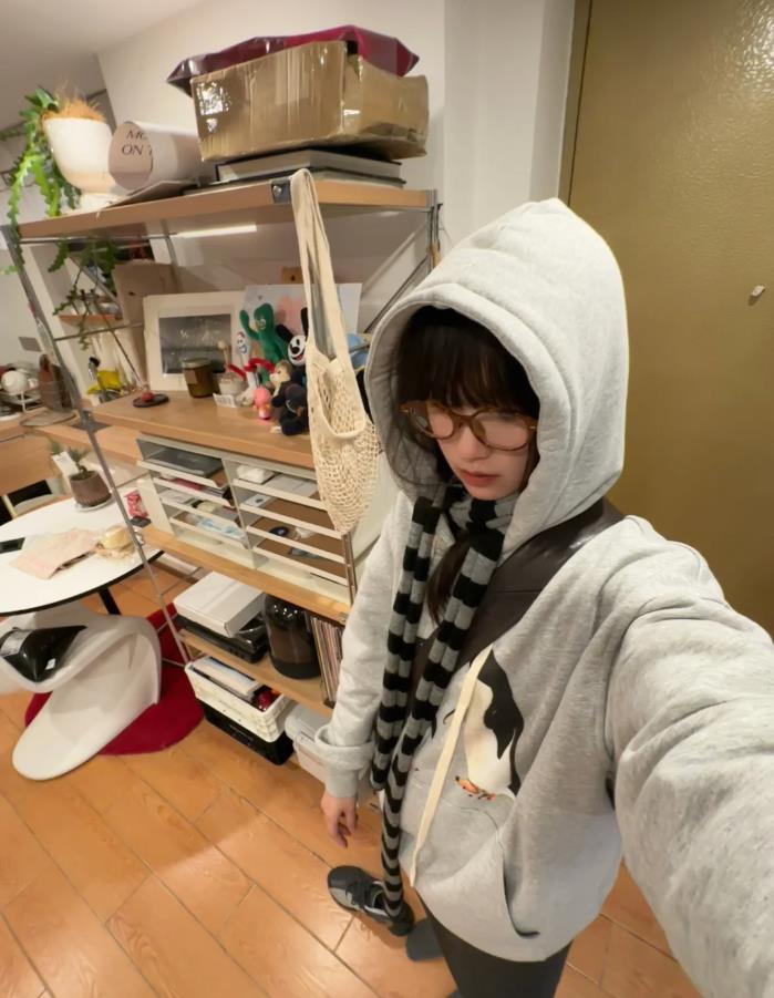 [Tmall quality/thin/plus velvet]Heavy Chinese cotton/silver fox velvet cute penguin print thick hood rope sweatshirt for women