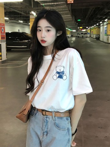 White bear short sleeve T-shirt women's spring new loose Korean design sense of niche net red top