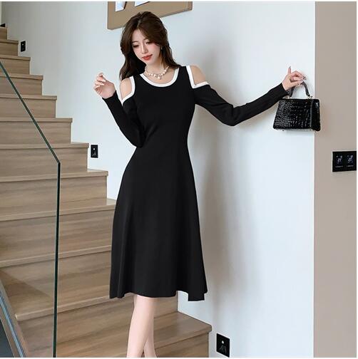 302# French retro contrast color off-shoulder long-sleeved knitted dress for women  autumn new umbrella skirt design skirt