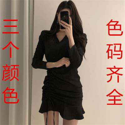 Drawstring pleated ruffled V-neck dress for women 2024 new hot girl pure lust style sexy slimming arm-wrapped skirt