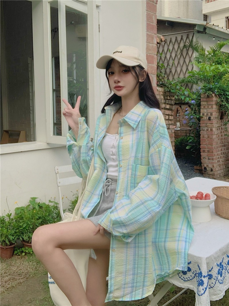 Summer coat, Korean style loose sun protection long-sleeved plaid shirt, lazy design top, mint Mambo style outfit