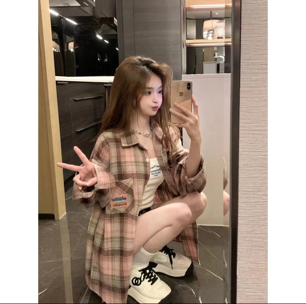 Pink brushed shirt women's high-end new  autumn plaid mid-length loose label long-sleeved top