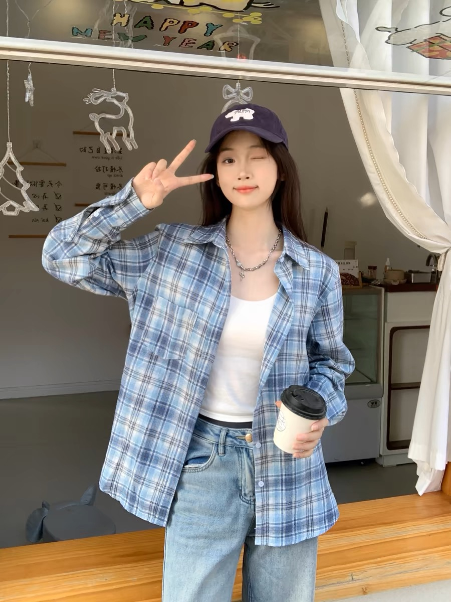 Light luxury and high-end blue plaid shirt jacket for women 2024 new loose casual flesh-covering mid-length shirt