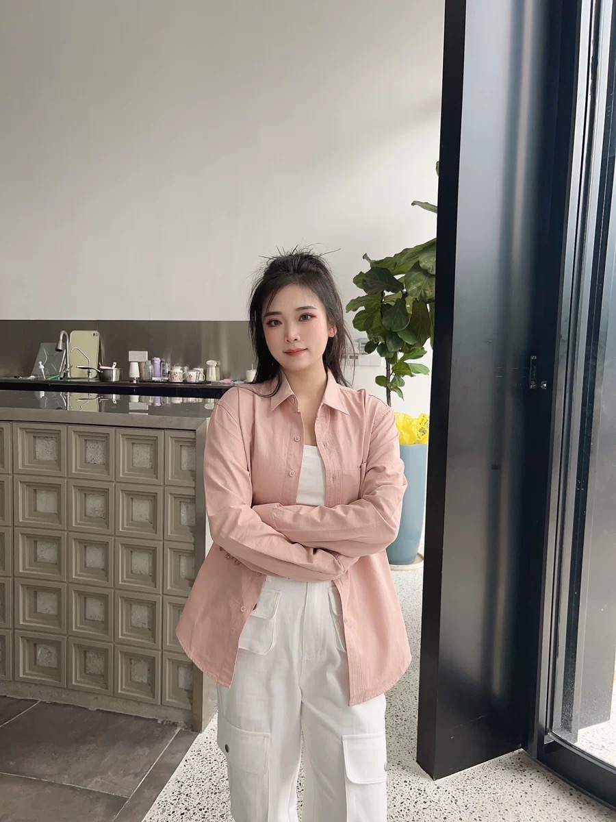 I can’t refuse the pink! Japanese simple pure cotton long-sleeved shirt for women, casual and versatile solid color lapel top for autumn