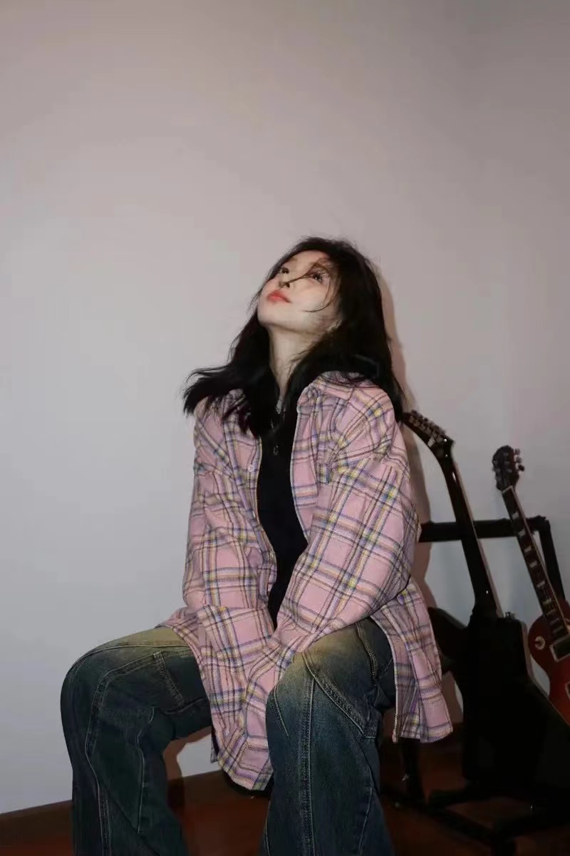 Forest-style sweet pink plaid shirt for women in early autumn, medium-thick, loose, casual, slim, mid-length shirt, cardigan