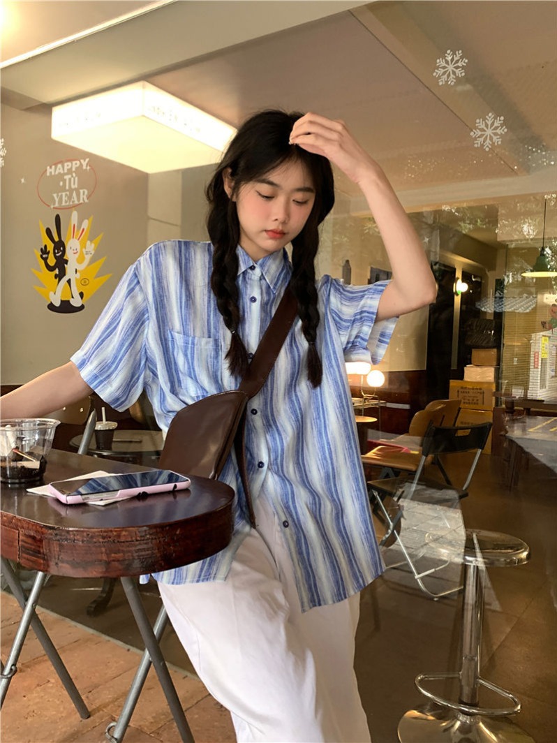 New tie-dyed blue vertical striped short-sleeved shirt for women 2024 summer and Hong Kong style retro Korean style loose casual shirt