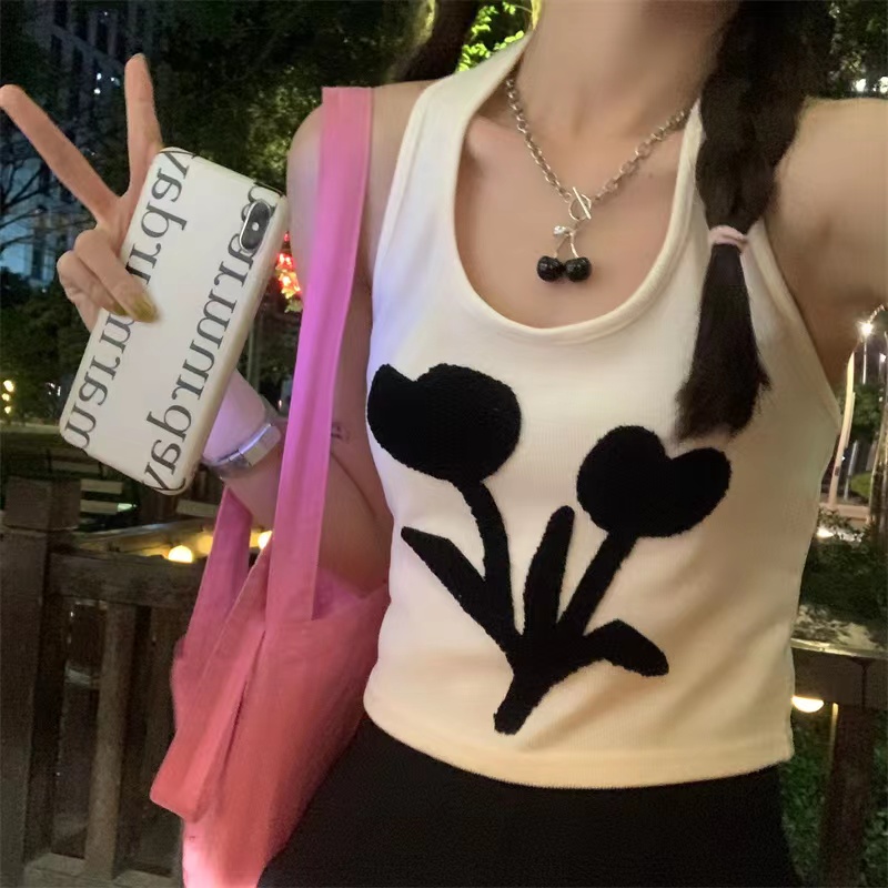 [Original Embroidery] #Hangneck embroidered vest for inner wear and outer wear 2024 sports summer new short tops for women