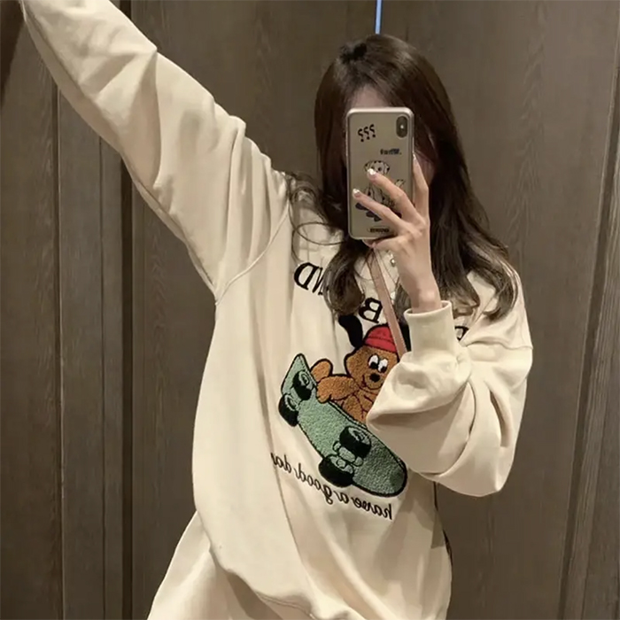 Official picture exclusively for Tmall [Hua Mian Composite Silver Fox Velvet] New Cartoon Printed Round Neck Sweatshirt Trendy