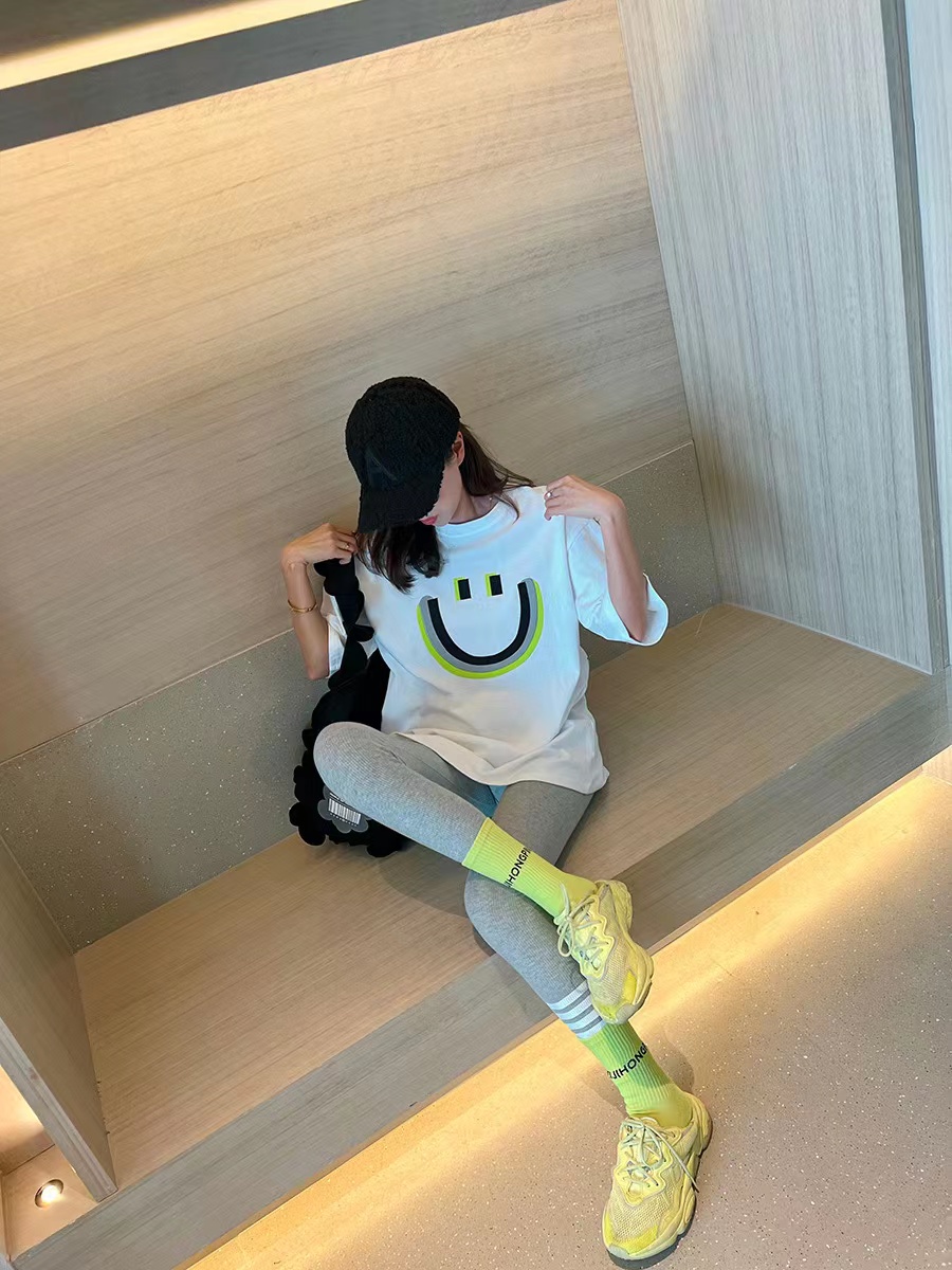 [Exclusively for Tmall] 210g pure cotton back-wrapped large size women's summer smiley face printed short-sleeved T-shirt