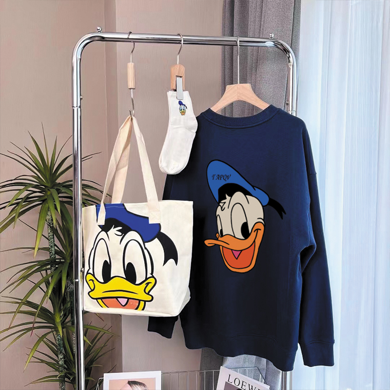 Exclusively for Tmall [Chinese cotton composite silver fox velvet] new Donald Duck printed round neck sweatshirt trendy