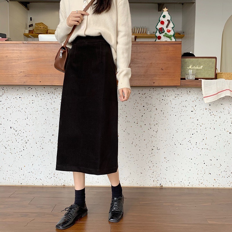 Mid-length skirt, autumn black small hip-hugging skirt, a-line skirt, autumn and winter temperament, new women's skirt