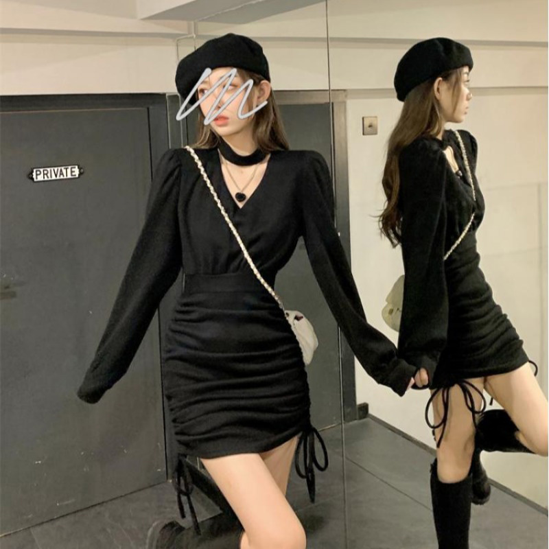 New high-end sexy temperament slim fit hip-covering hollow bottoming pure desire long-sleeved French halterneck dress for women in autumn and winter