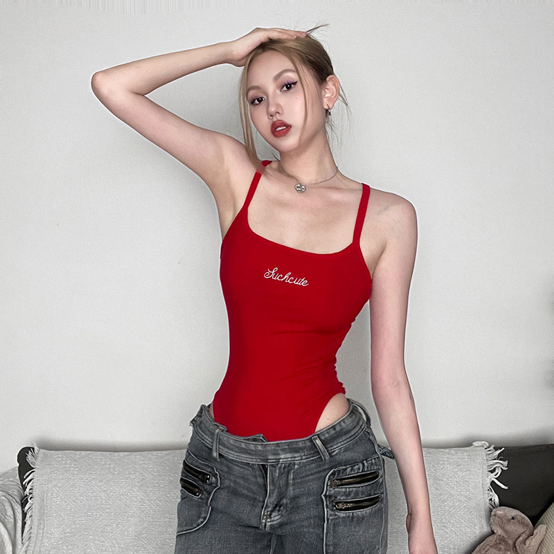 Red and white design niche embroidered sleeveless jumpsuit for women, slim-fitting low-neck backless vest with trendy top