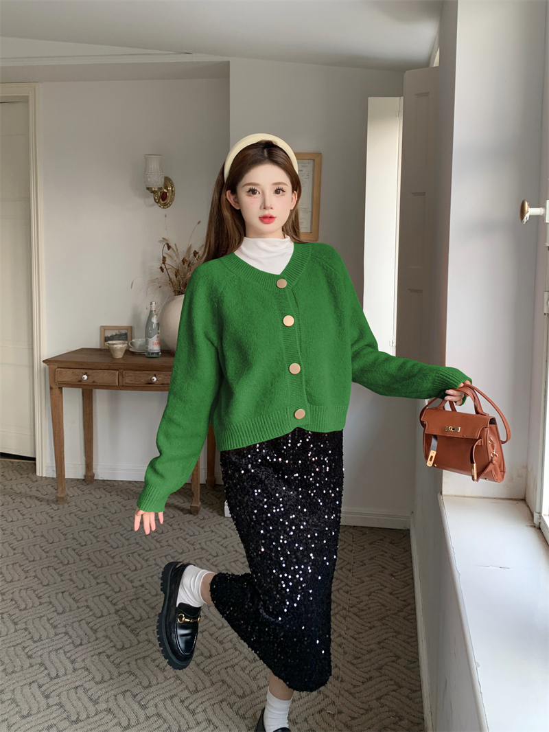 Lazy style solid color long-sleeved sweater for women, new style autumn and winter knitted jacket, slimming top, stylish and covering the flesh