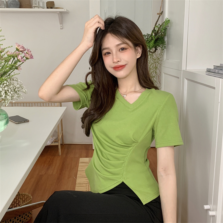 [] Summer design with irregular slits, solid color short-sleeved T-shirt for women, large size, slim and hot girl top