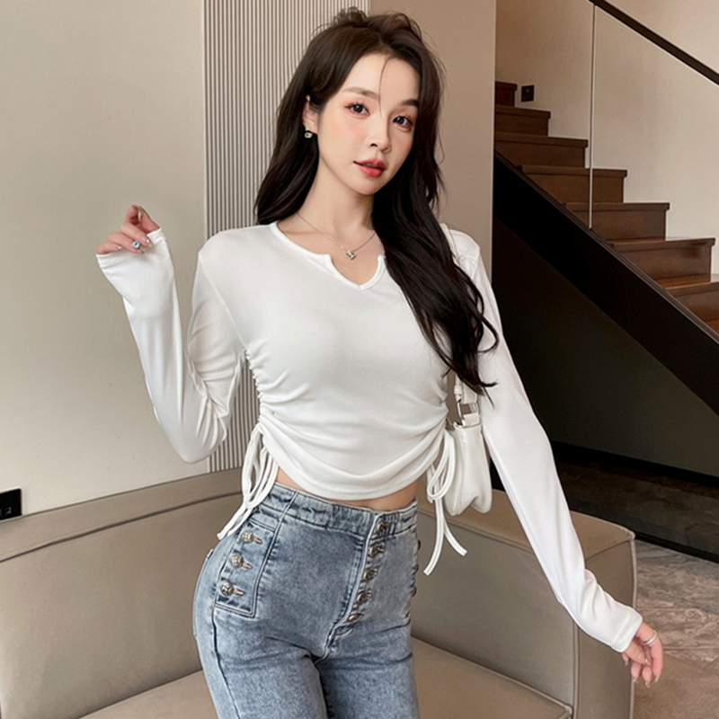 [Real shot] Design niche drawstring v-neck shoulder t-shirt for women in autumn and winter, hot girl slimming short long-sleeved top