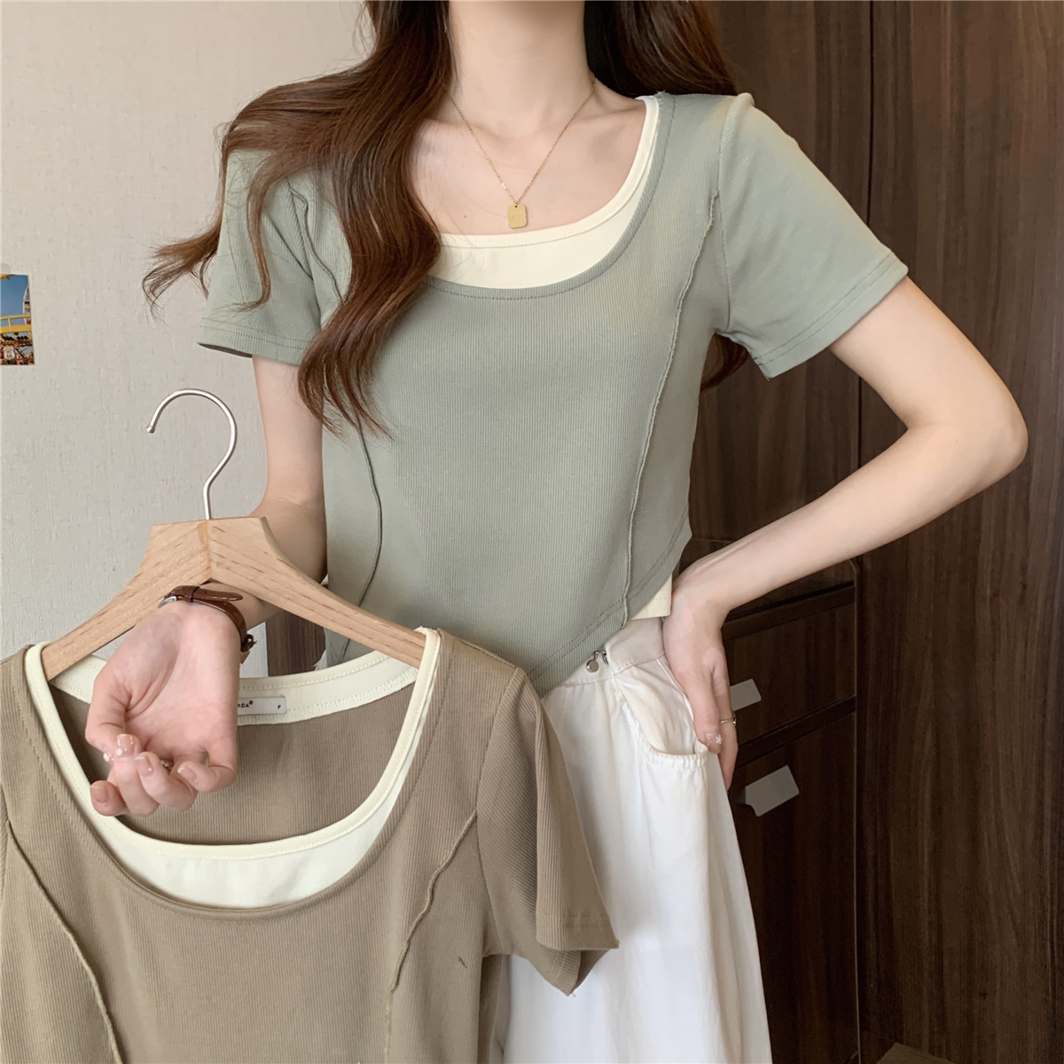 Large size pure desire short niche short-sleeved T-shirt women's summer new design fake two-piece square collar top trendy